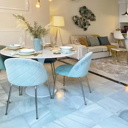 Fantastic 2 Minutes Walk From The Beach