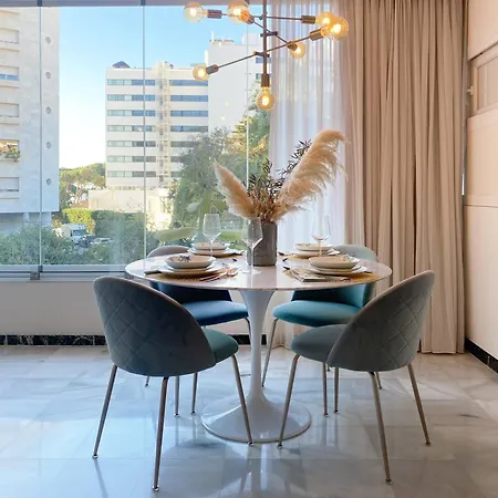 Fantastic 2 Minutes Walk From The Beach Apartment